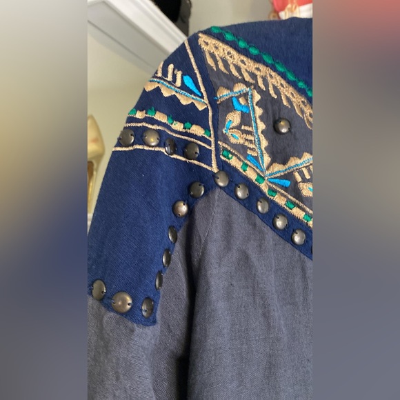 A&A Blue Blouse - Picture 6 of 10